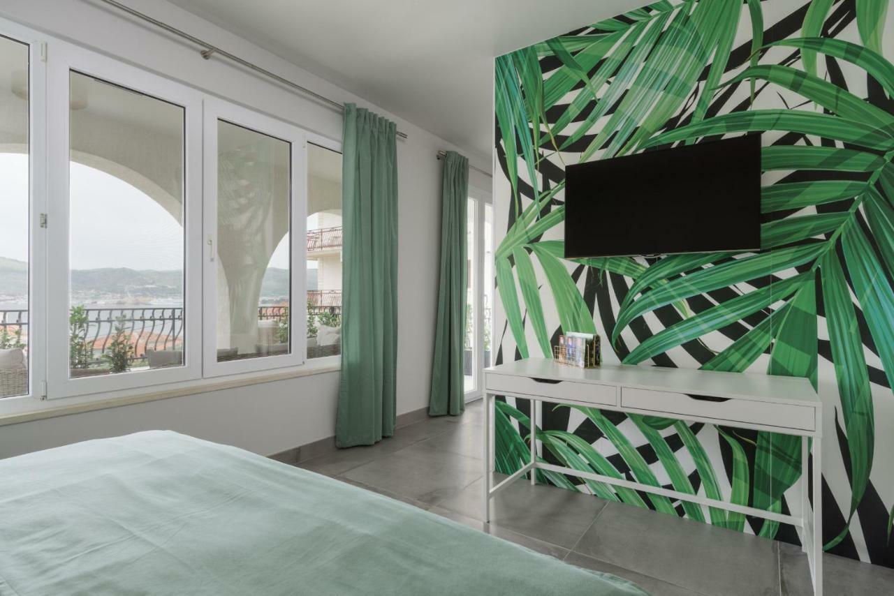Villa Gala Trogir Bagian luar foto
