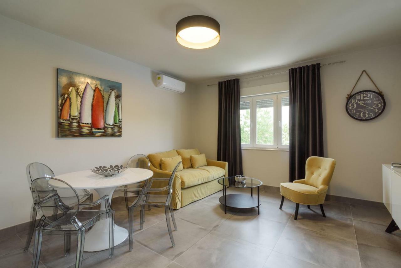 Villa Gala Trogir Bagian luar foto