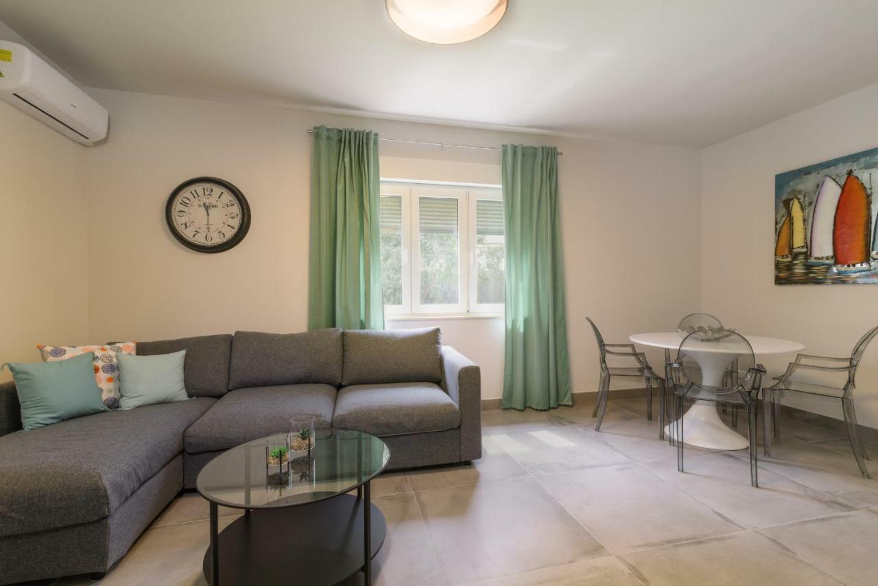 Villa Gala Trogir Bagian luar foto