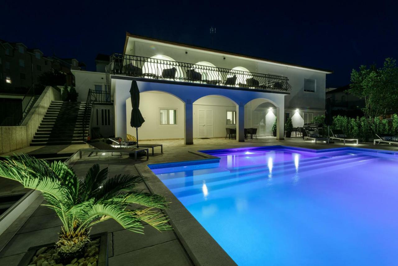 Villa Gala Trogir Bagian luar foto